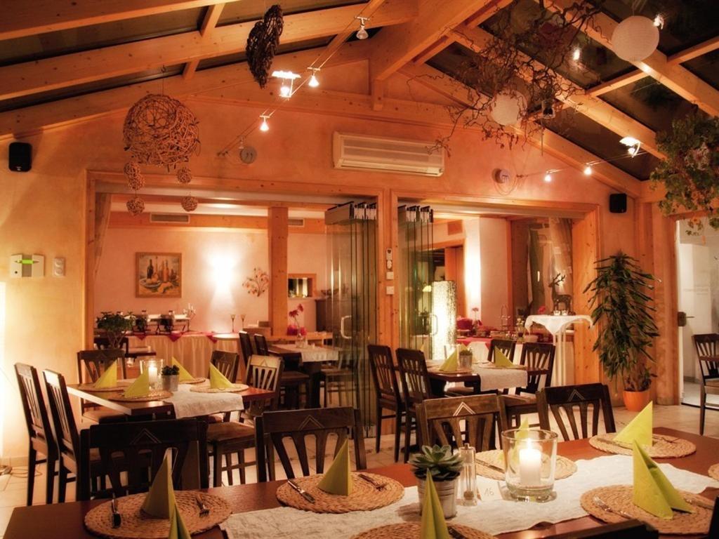 Inn Landgasthof "Zur Gemuetlichkeit" Mombris Zewnętrze zdjęcie